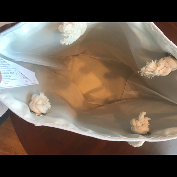 Beach Bag - Picture 5 of 8